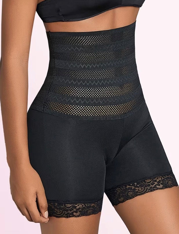 ShapeContour Elegance Sculpt Lace Control Shorts